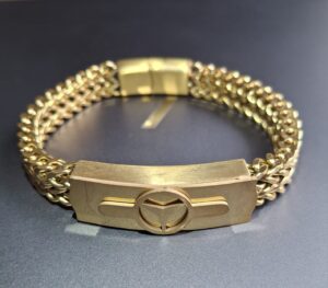 Snake Chain Men Golden Color Bracelet